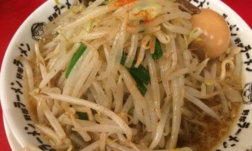 野郎ラーメン プレナ幕張店で味玉野郎を喰らう 海浜幕張駅近くにあるガッツリ系のラーメン屋