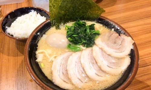 壱角屋 メトロ西葛西店でチャーシュー麺を食べる まさに家系ラーメンでした【西葛西　ラーメン】