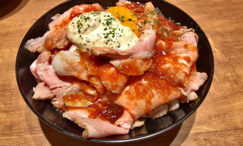 ドン ガブリエル 燻製肉食バルのお店でローストポーク丼を食す【海浜幕張 ランチ】