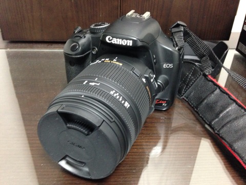 SIGMA 18-250mm F3.5-6.3 DC MACRO OS HSMをKissX2に取り付け